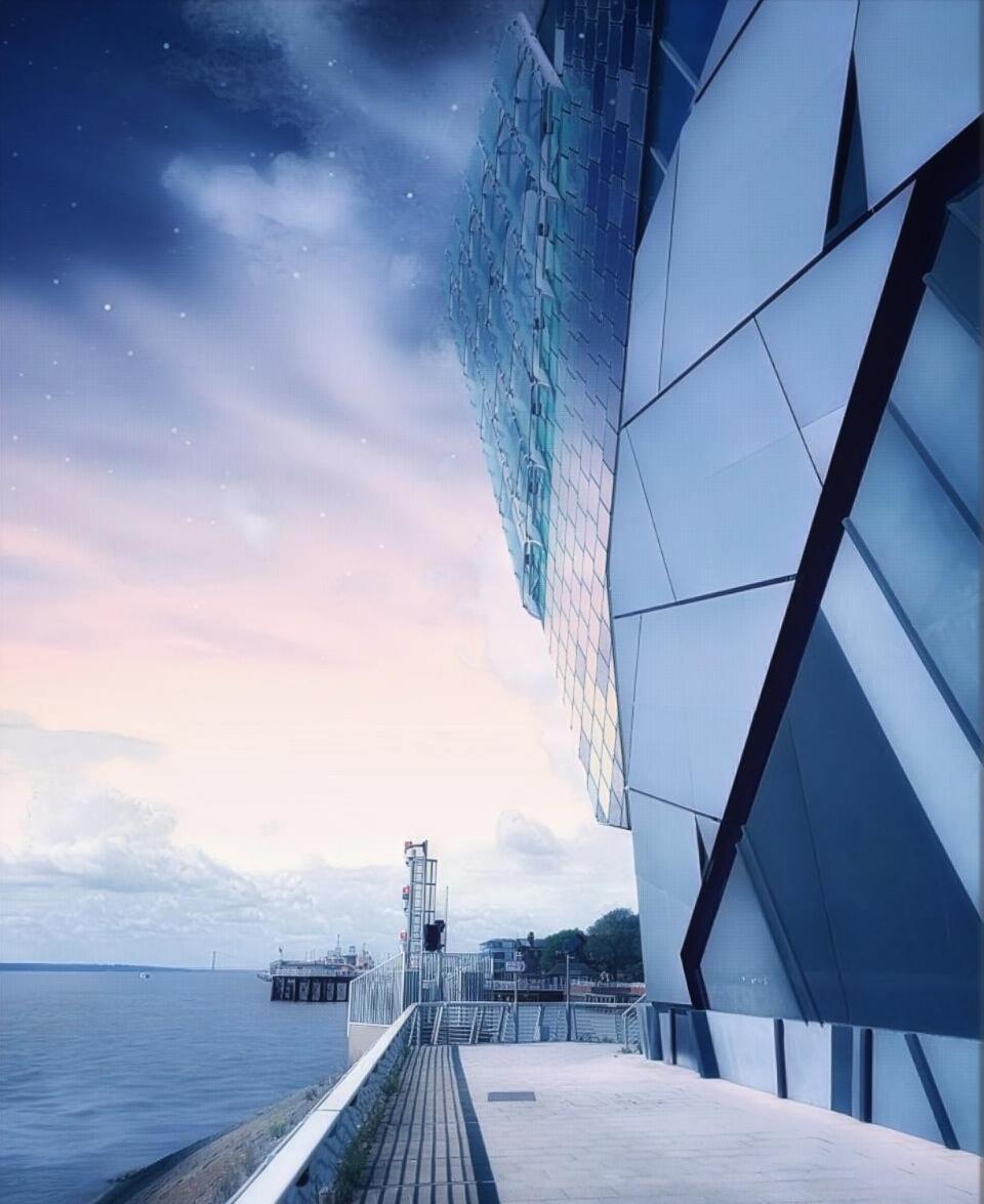 Boutique 1 Bdrm Duplex Suite On Marina 305 Kingston upon Hull Exterior foto